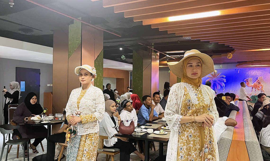 BGaya Efie Dan KBeta Rilis Busana Muslim Angkat Budaya Maluku
