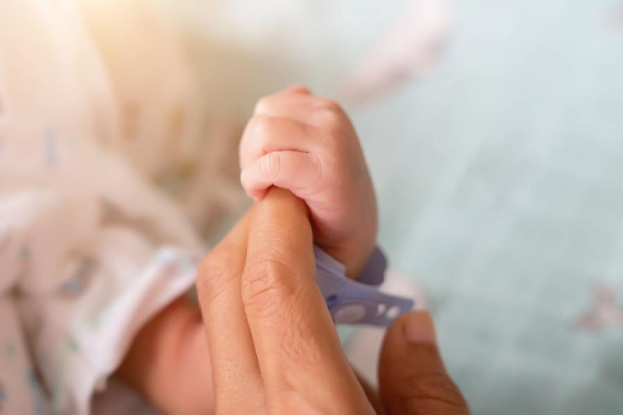 Gambar Bayi di Test DNA  Rupanya sudah Tertukar Selama 1 Tahun di Bogor, Yuk Simak  Langkah agar Bayi  Tidak Tertukar di RS 