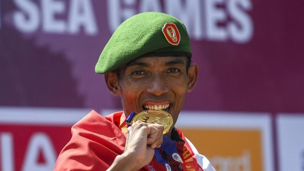 Gambar Profil Lettu Agus Prayogo,  Personil TNI yang Raih Medali Emas Maraton SEA Games 2023 