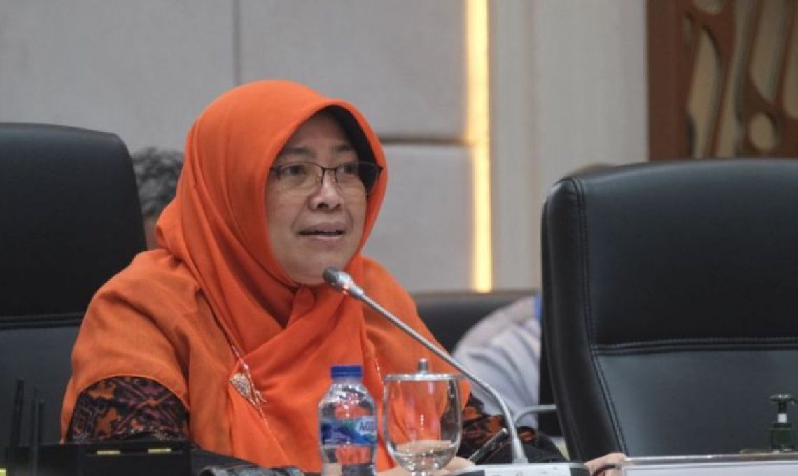 Gambar Komisi IX DPR RI Mengecam Dugaan Pelarangan Penggunaan Jilbab Dalam Paskiblaka.