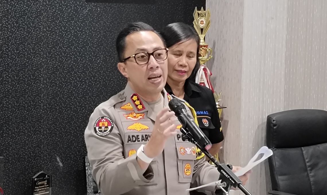 Gambar Polisi Memeriksa Saksi-saksi Terkait Dugaan Penistaan Agama Oleh Wanda Hala.