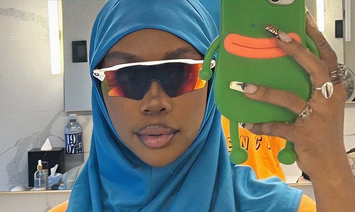 Sza Tampil Mengenakan Hijab Di Momen Levaran 2024